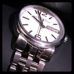 Marc Jacobs Round Bracelet Watch